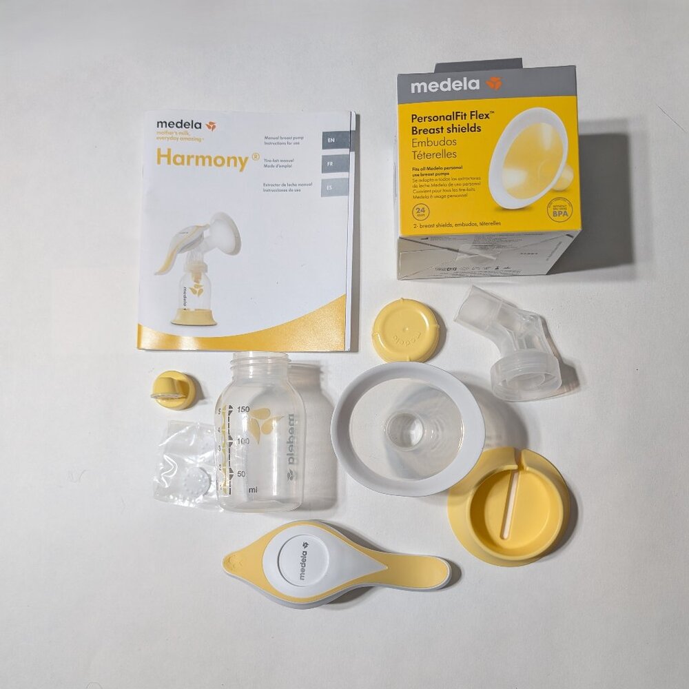 Medela Harmony Manual Pump and Set of 2 Extra PersonalFit Flex Breast Shields